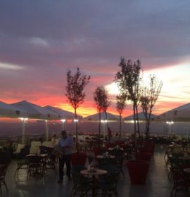 Vatra Cafe & Restaurant Nargile