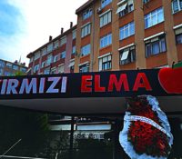 Kırmızı Elma Nargile Cafe – Kadıköy
