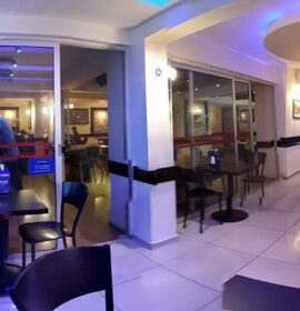 Xl Cafe & Bar