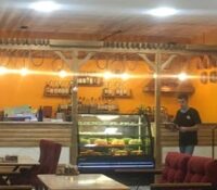 Pukka kafe bistro