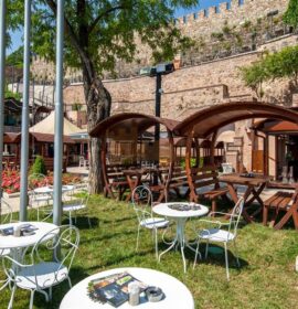 Tophane Yamaç Cafe